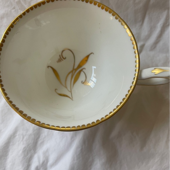 Royal Chelsea English Bone China Golden Rush Tea Cup & Saucer C. 1943 - 61 - Picture 6 of 6